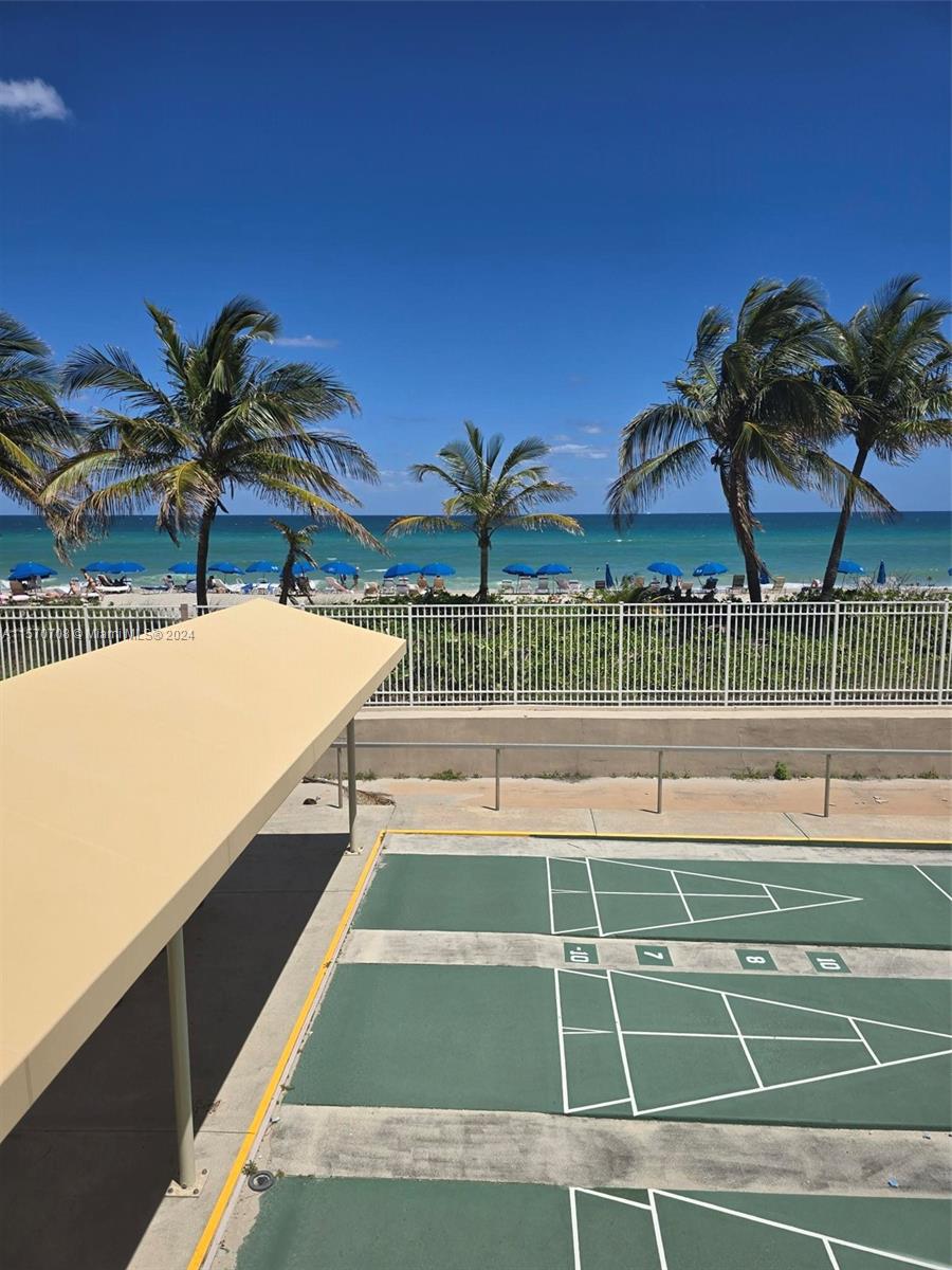 1980 S Ocean Dr 8Q, Hallandale Beach, Florida 33009, 3 Bedrooms Bedrooms, ,2 BathroomsBathrooms,Residentiallease,For Rent,1980 S Ocean Dr 8Q,A11570708