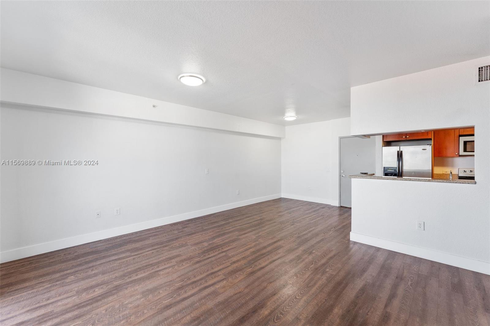 36 NW 6th Ave 502, Miami, Florida 33128, 2 Bedrooms Bedrooms, ,2 BathroomsBathrooms,Residentiallease,For Rent,36 NW 6th Ave 502,A11569889