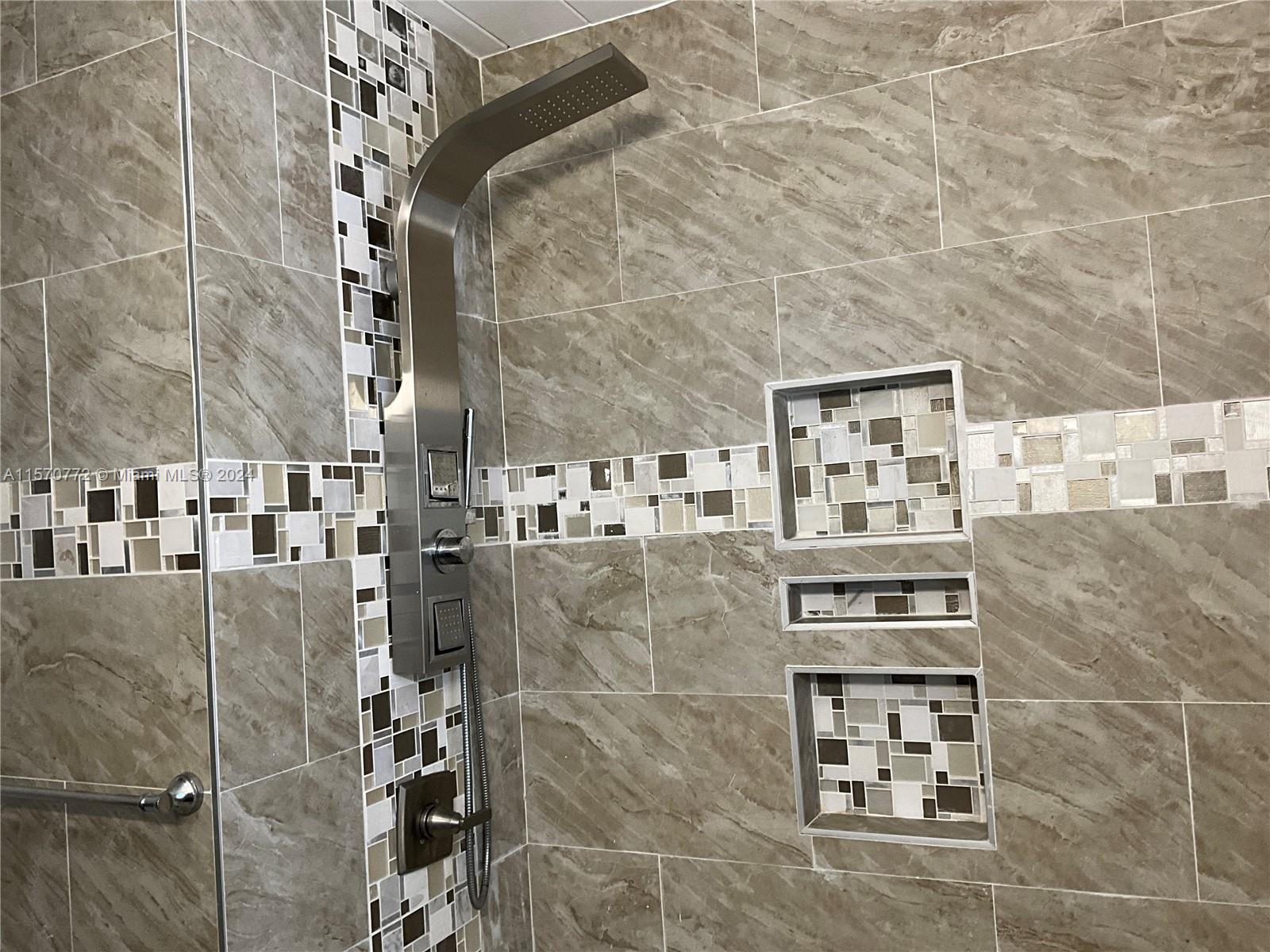 418 NW 48th St 1, Miami, Florida 33127, 5 Bedrooms Bedrooms, ,2 BathroomsBathrooms,Residentiallease,For Rent,418 NW 48th St 1,A11570772