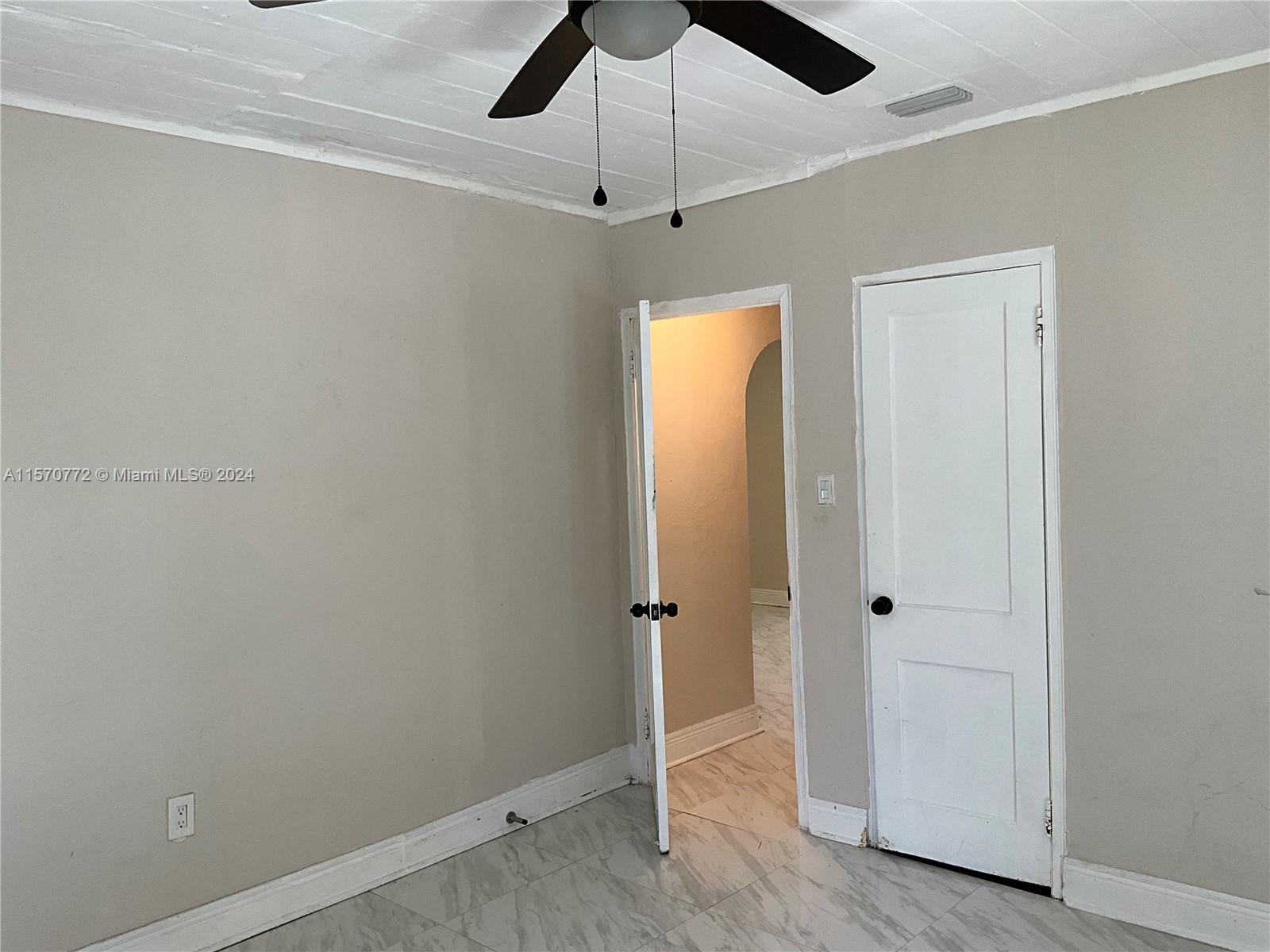 418 NW 48th St 1, Miami, Florida 33127, 5 Bedrooms Bedrooms, ,2 BathroomsBathrooms,Residentiallease,For Rent,418 NW 48th St 1,A11570772