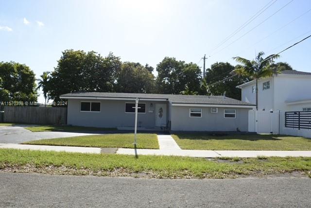 1610 SW 87th Ct, Miami, Florida 33165, 3 Bedrooms Bedrooms, ,1 BathroomBathrooms,Residentiallease,For Rent,1610 SW 87th Ct,A11570398