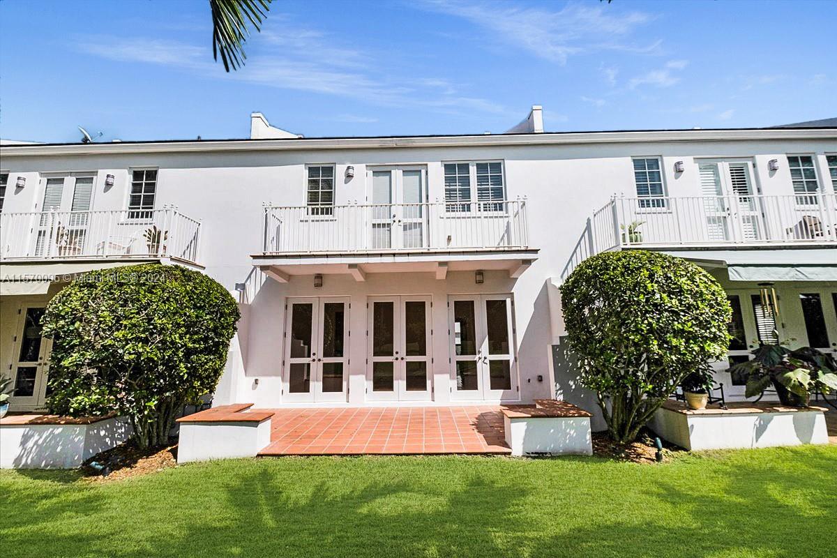1109 Campo Sano Ave, Coral Gables, Florida 33146, 3 Bedrooms Bedrooms, ,2 BathroomsBathrooms,Residentiallease,For Rent,1109 Campo Sano Ave,A11570095