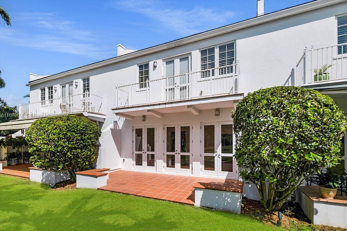 1109 Campo Sano Ave, Coral Gables, Florida 33146, 3 Bedrooms Bedrooms, ,2 BathroomsBathrooms,Residentiallease,For Rent,1109 Campo Sano Ave,A11570095