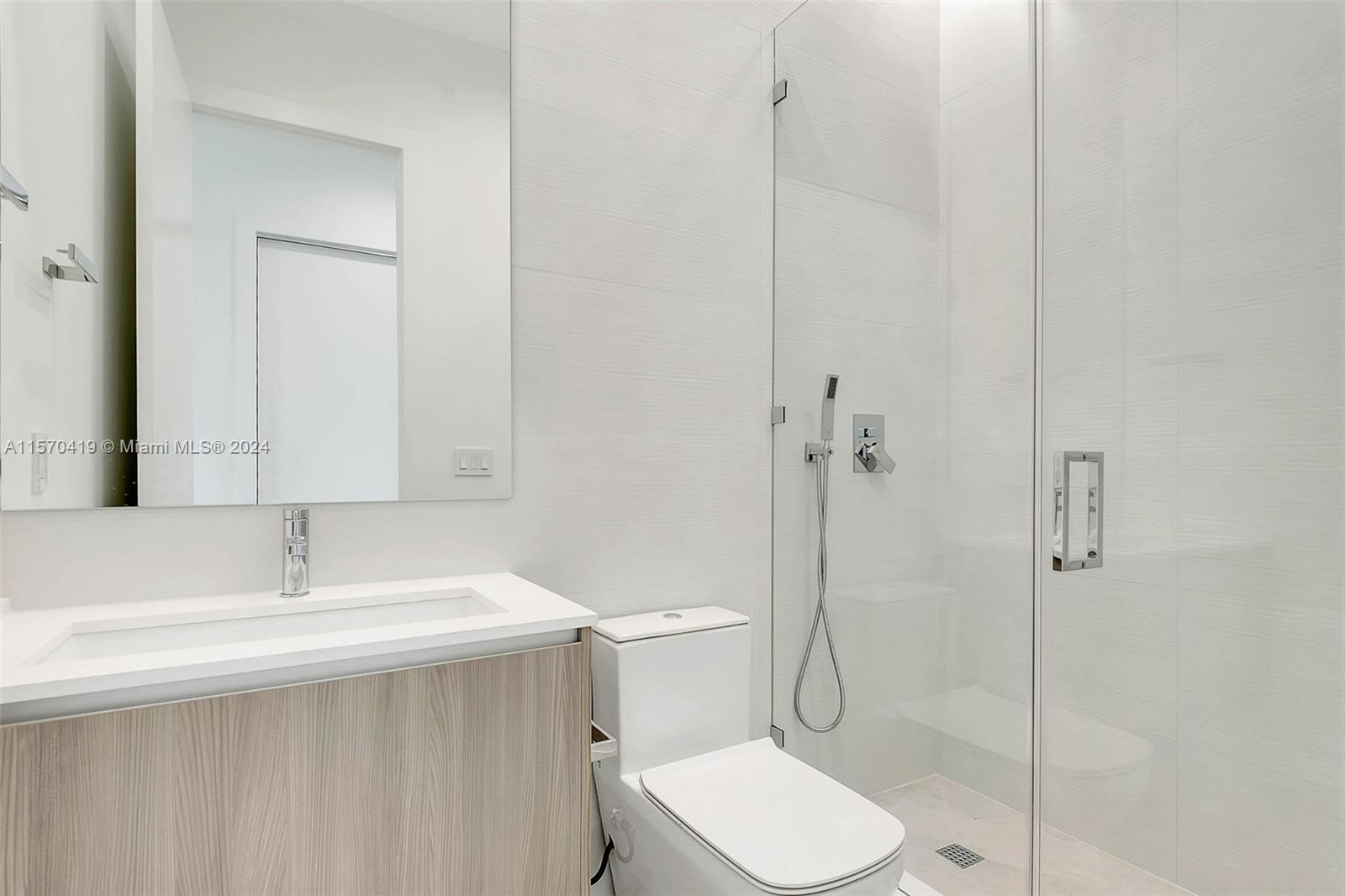 1777 SW 22nd Ter, Miami, Florida 33145, 4 Bedrooms Bedrooms, ,5 BathroomsBathrooms,Residential,For Sale,1777 SW 22nd Ter,A11570419