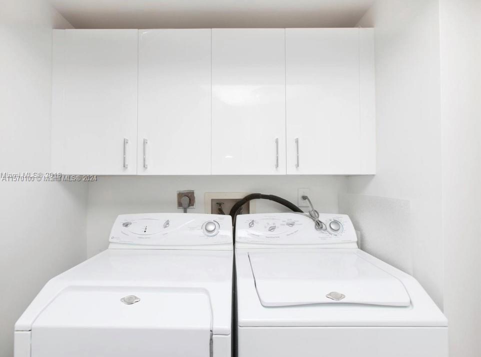 20281 E Country Club Dr 2310, Aventura, Florida 33180, 2 Bedrooms Bedrooms, ,2 BathroomsBathrooms,Residentiallease,For Rent,20281 E Country Club Dr 2310,A11570100