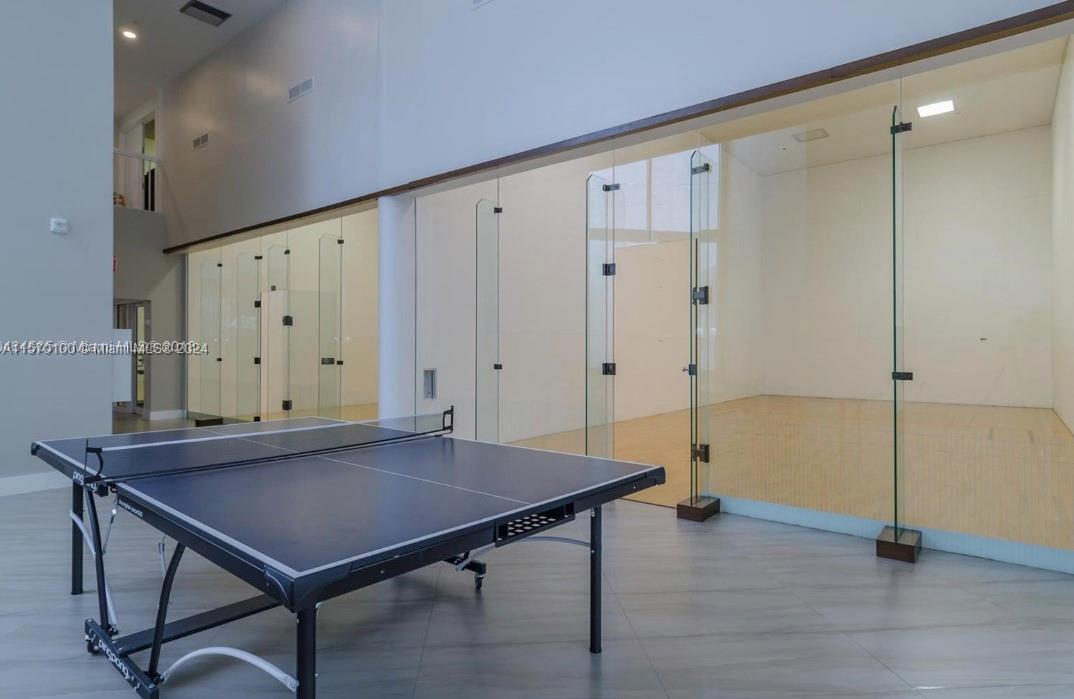 20281 E Country Club Dr 2310, Aventura, Florida 33180, 2 Bedrooms Bedrooms, ,2 BathroomsBathrooms,Residentiallease,For Rent,20281 E Country Club Dr 2310,A11570100