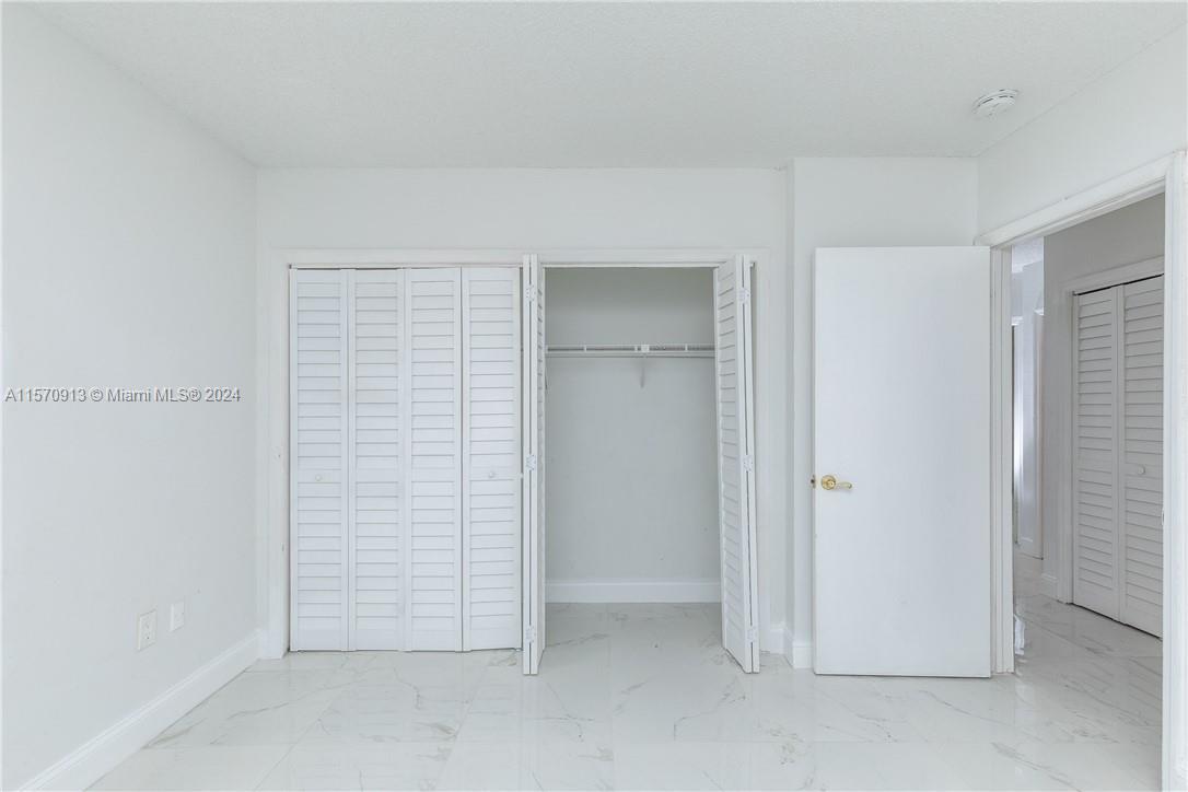18420 SW 77th Ct 1, Cutler Bay, Florida 33157, 6 Bedrooms Bedrooms, ,3 BathroomsBathrooms,Residentiallease,For Rent,18420 SW 77th Ct 1,A11570913