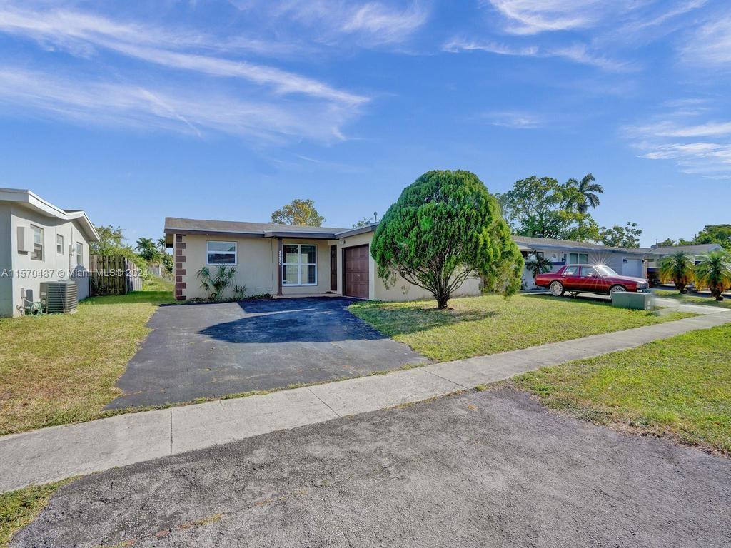 8550 NW 27th Pl  For Sale A11570487, FL