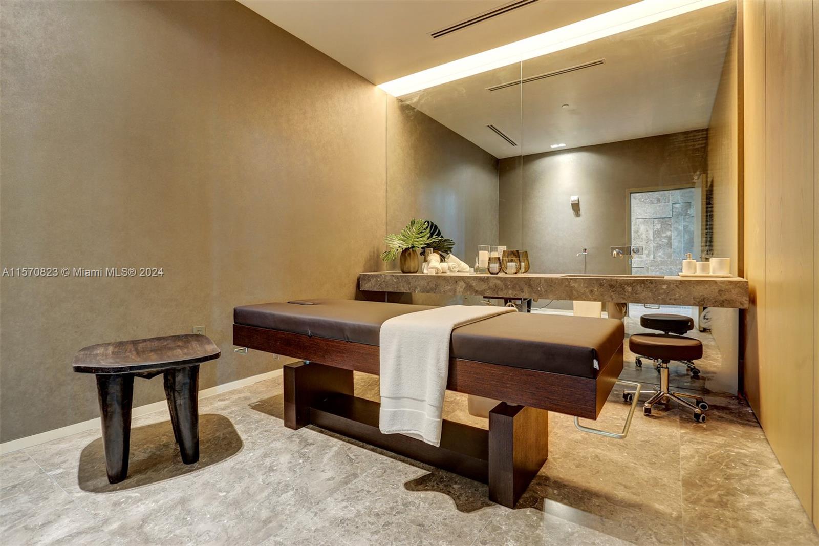 650 NE 32nd St 1008, Miami, Florida 33137, 1 Bedroom Bedrooms, ,1 BathroomBathrooms,Residentiallease,For Rent,650 NE 32nd St 1008,A11570823