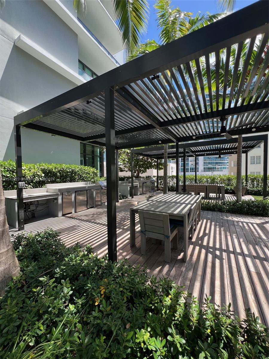 650 NE 32nd St 1008, Miami, Florida 33137, 1 Bedroom Bedrooms, ,1 BathroomBathrooms,Residentiallease,For Rent,650 NE 32nd St 1008,A11570823
