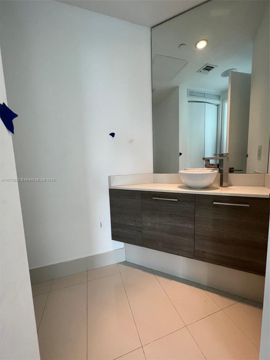 650 NE 32nd St 1008, Miami, Florida 33137, 1 Bedroom Bedrooms, ,1 BathroomBathrooms,Residentiallease,For Rent,650 NE 32nd St 1008,A11570823