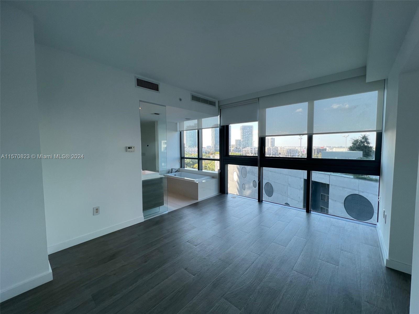 650 NE 32nd St 1008, Miami, Florida 33137, 1 Bedroom Bedrooms, ,1 BathroomBathrooms,Residentiallease,For Rent,650 NE 32nd St 1008,A11570823