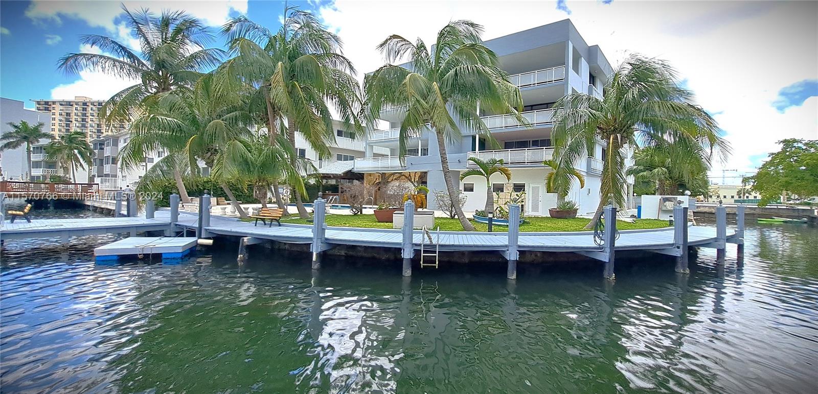 468 Golden Isles Dr 202, Hallandale Beach, Florida 33009, 3 Bedrooms Bedrooms, ,2 BathroomsBathrooms,Residentiallease,For Rent,468 Golden Isles Dr 202,A11570766
