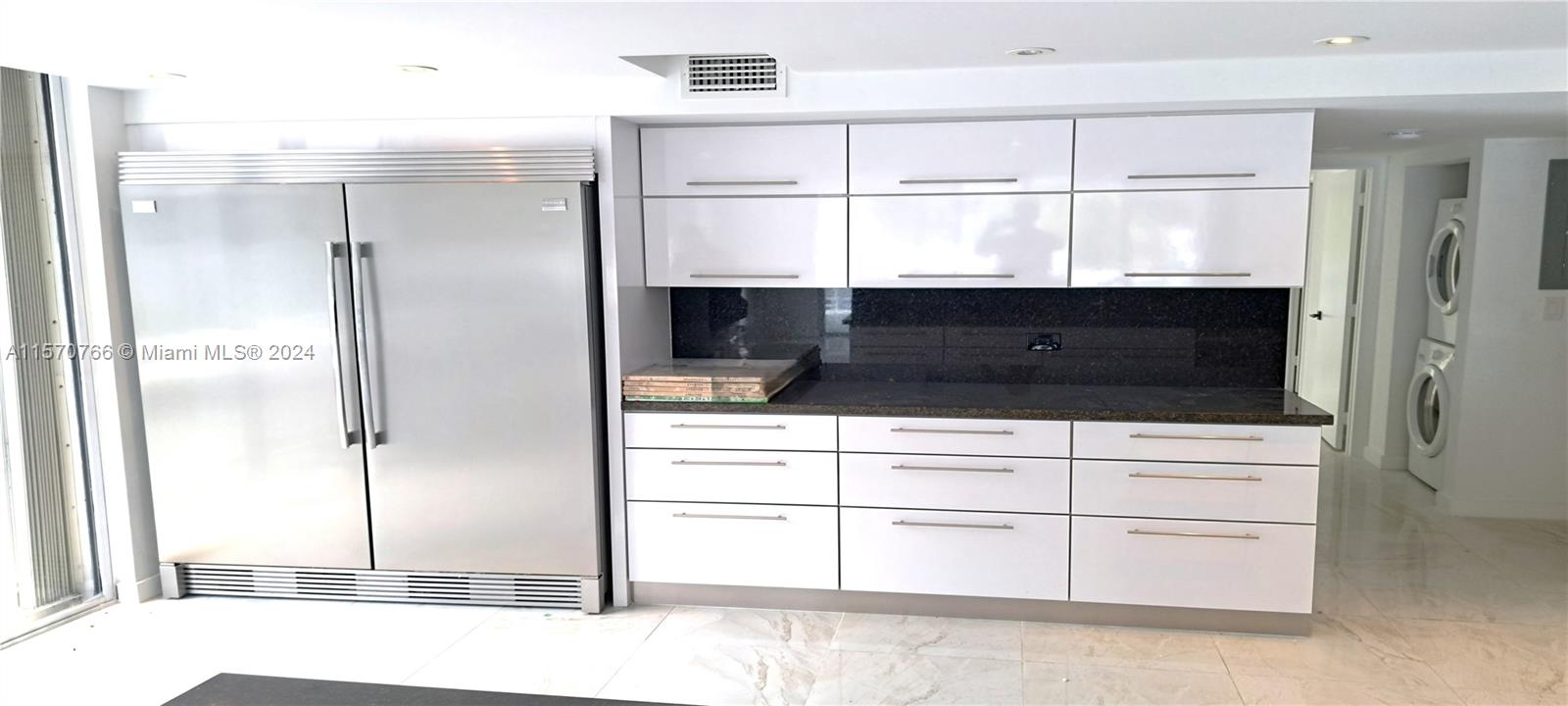 468 Golden Isles Dr 202, Hallandale Beach, Florida 33009, 3 Bedrooms Bedrooms, ,2 BathroomsBathrooms,Residentiallease,For Rent,468 Golden Isles Dr 202,A11570766