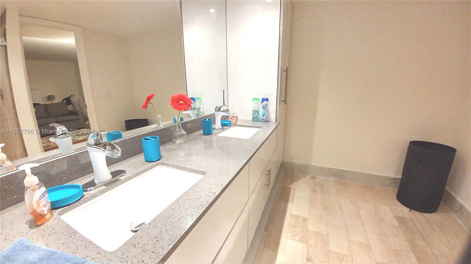 468 Golden Isles Dr 202, Hallandale Beach, Florida 33009, 3 Bedrooms Bedrooms, ,2 BathroomsBathrooms,Residentiallease,For Rent,468 Golden Isles Dr 202,A11570766