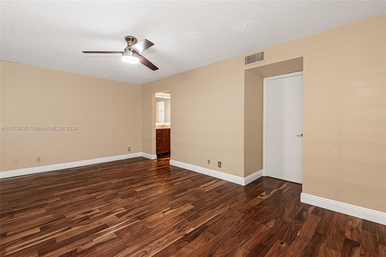 12264 NW 11th St 12264, Pembroke Pines, Florida 33026, 3 Bedrooms Bedrooms, ,2 BathroomsBathrooms,Residentiallease,For Rent,12264 NW 11th St 12264,A11570435