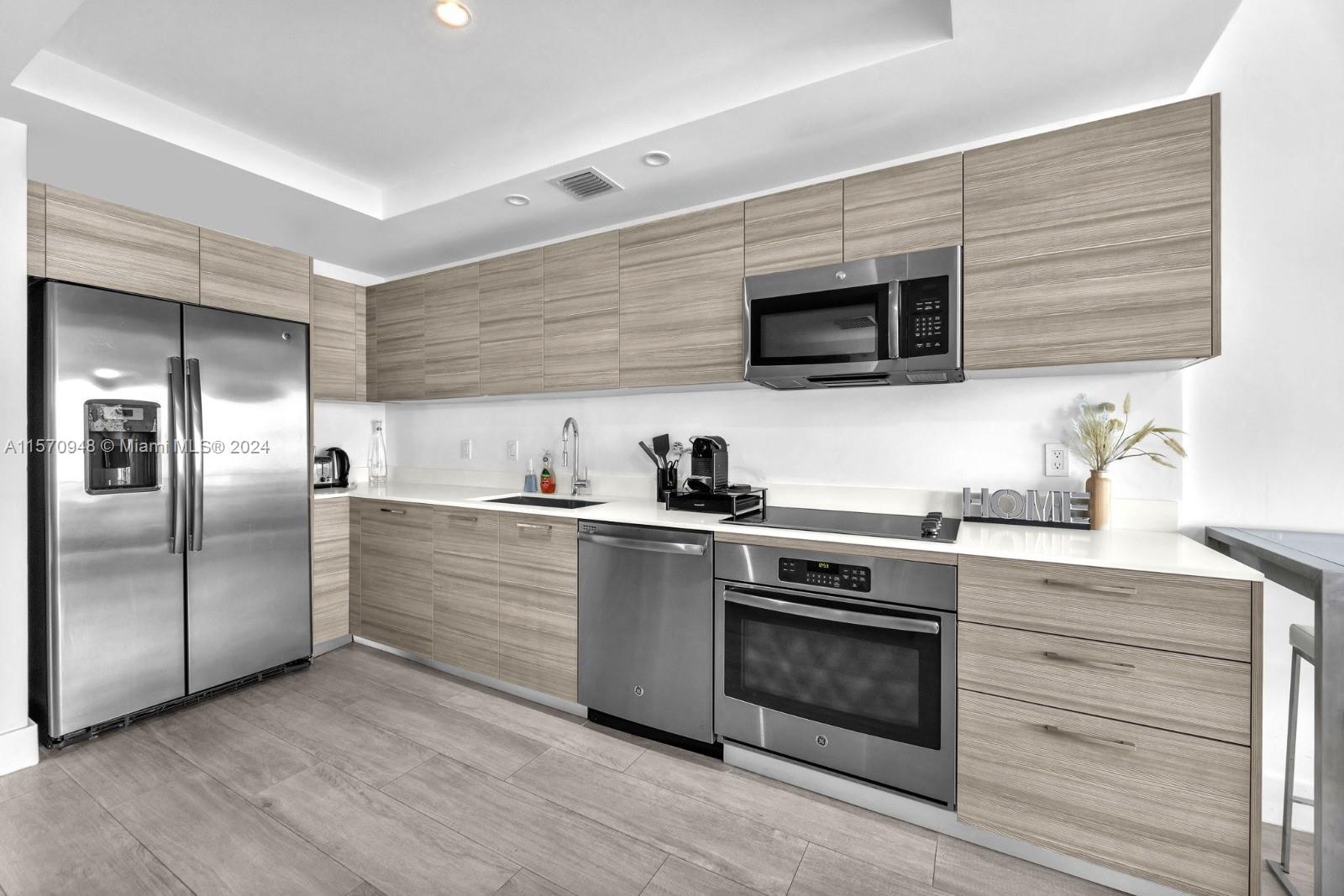 Miami, Florida 33137, 2 Bedrooms Bedrooms, ,2 BathroomsBathrooms,Residentiallease,For Rent,A11570948