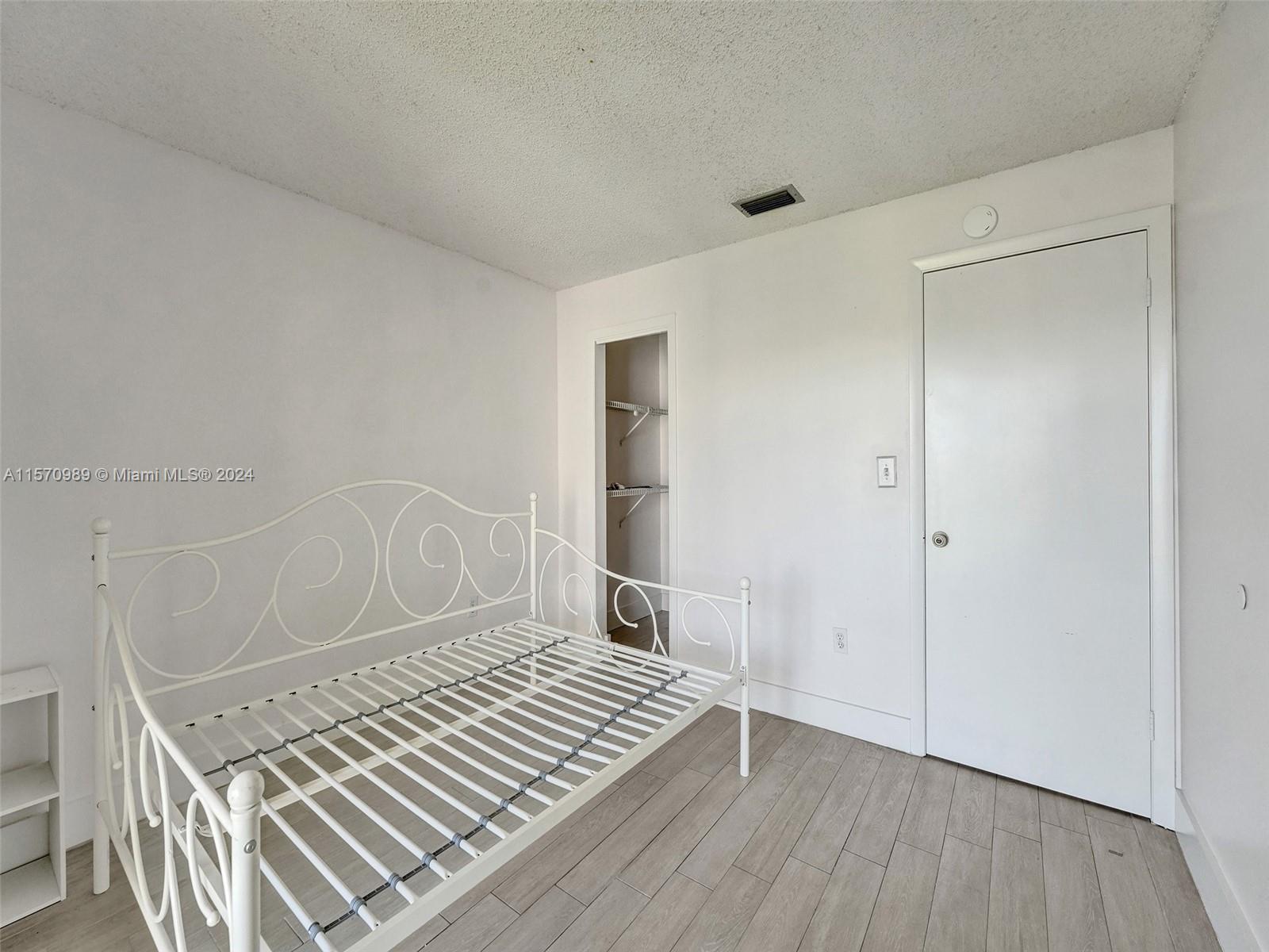 10826 SW 72nd St 25, Miami, Florida 33173, 4 Bedrooms Bedrooms, ,2 BathroomsBathrooms,Residential,For Sale,10826 SW 72nd St 25,A11570989