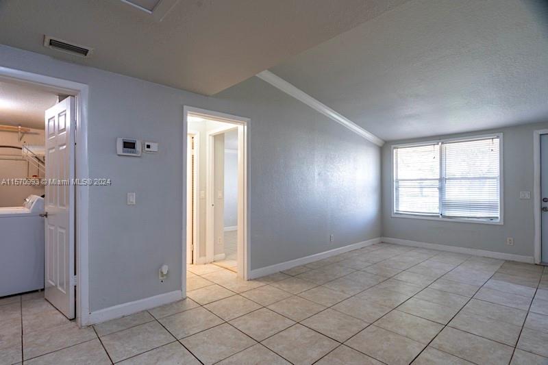7218 Southgate Blvd 7218, Tamarac, Florida 33321, 1 Bedroom Bedrooms, ,1 BathroomBathrooms,Residentiallease,For Rent,7218 Southgate Blvd 7218,A11570993