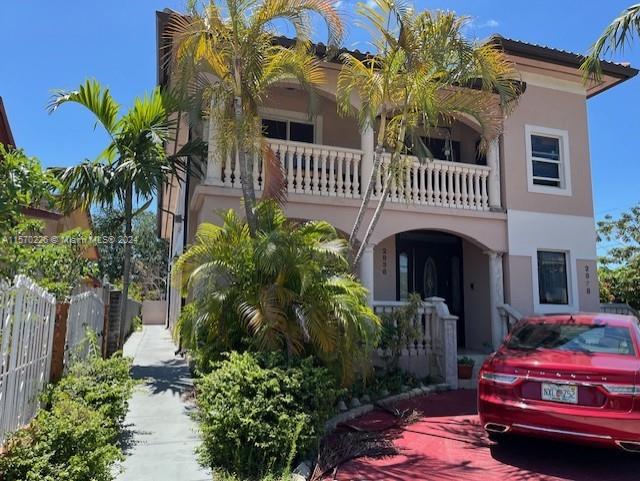 2836 SW 2nd St 2, Miami, Florida 33135, 2 Bedrooms Bedrooms, ,1 BathroomBathrooms,Residentiallease,For Rent,2836 SW 2nd St 2,A11570226