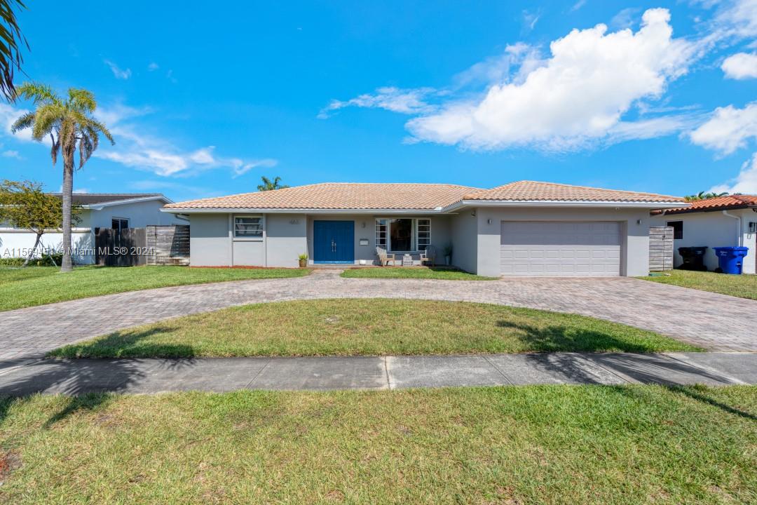 4001 N 37th Ave  For Sale A11569451, FL