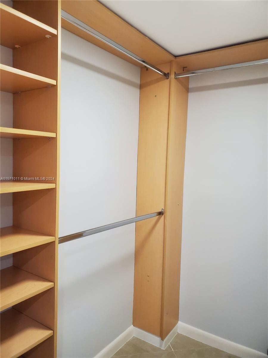 1301 NE 7th St 318, Hallandale Beach, Florida 33009, 3 Bedrooms Bedrooms, ,2 BathroomsBathrooms,Residentiallease,For Rent,1301 NE 7th St 318,A11571011
