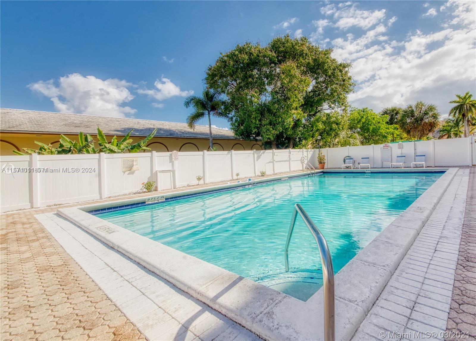 1301 NE 7th St 318, Hallandale Beach, Florida 33009, 3 Bedrooms Bedrooms, ,2 BathroomsBathrooms,Residentiallease,For Rent,1301 NE 7th St 318,A11571011