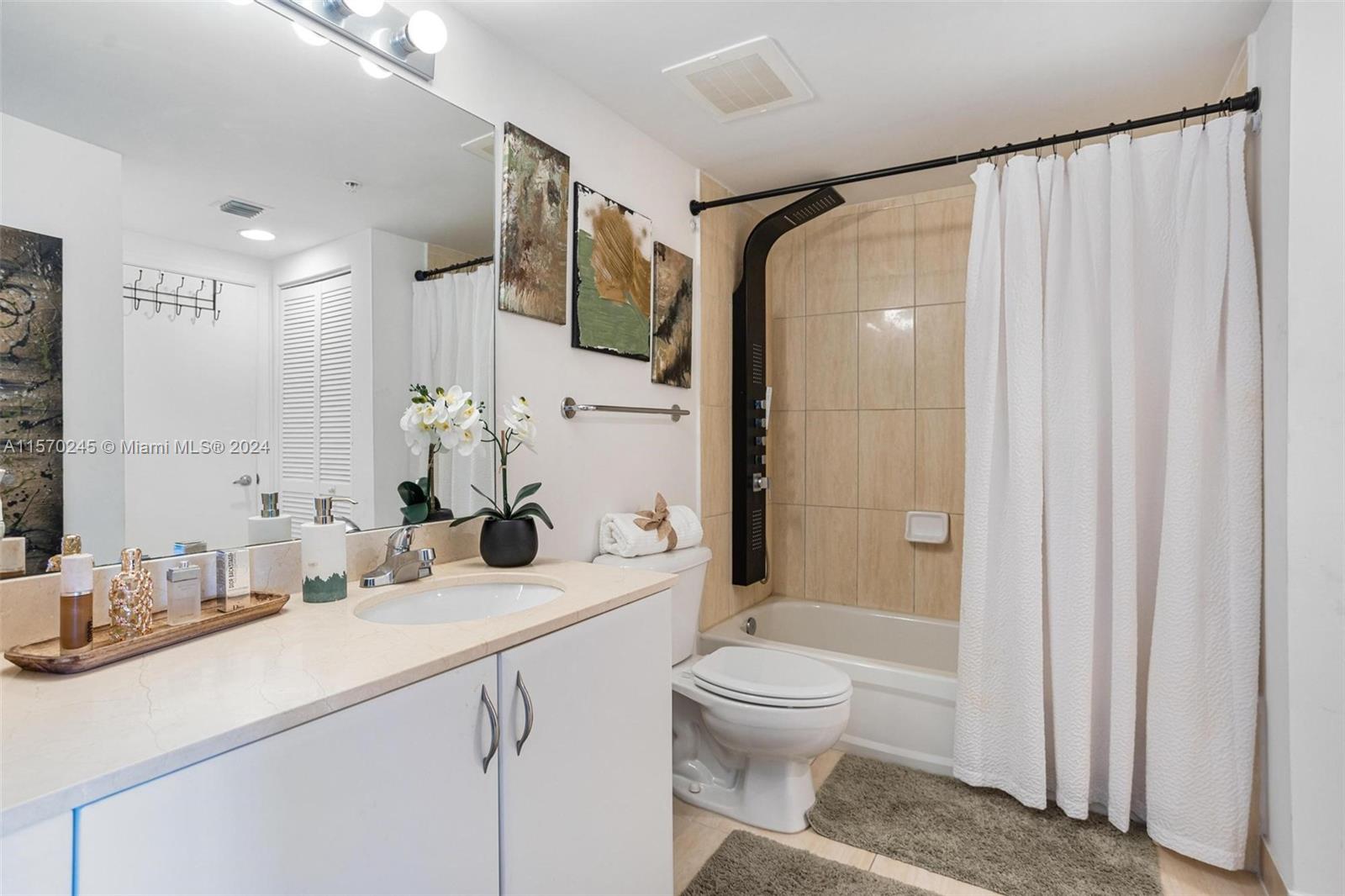 1750 N Bayshore Dr 3812, Miami, Florida 33132, 1 Bedroom Bedrooms, ,1 BathroomBathrooms,Residentiallease,For Rent,1750 N Bayshore Dr 3812,A11570245