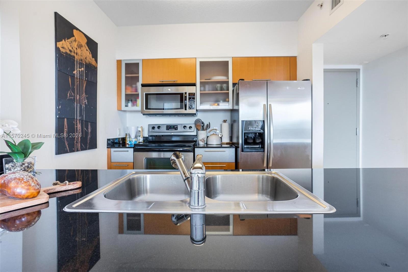 1750 N Bayshore Dr 3812, Miami, Florida 33132, 1 Bedroom Bedrooms, ,1 BathroomBathrooms,Residentiallease,For Rent,1750 N Bayshore Dr 3812,A11570245