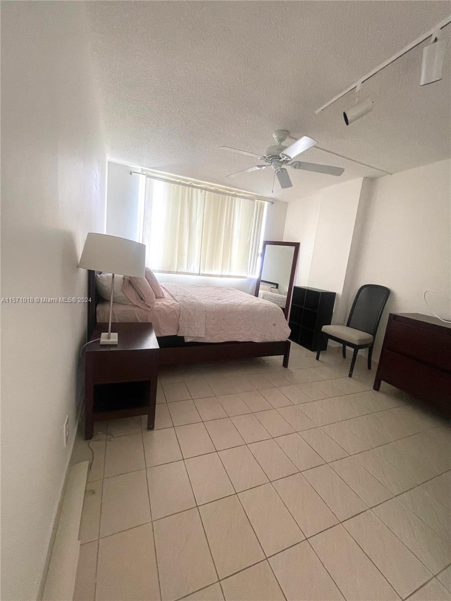3800 Hillcrest Dr 802, Hollywood, Florida 33021, 2 Bedrooms Bedrooms, ,2 BathroomsBathrooms,Residential,For Sale,3800 Hillcrest Dr 802,A11571018
