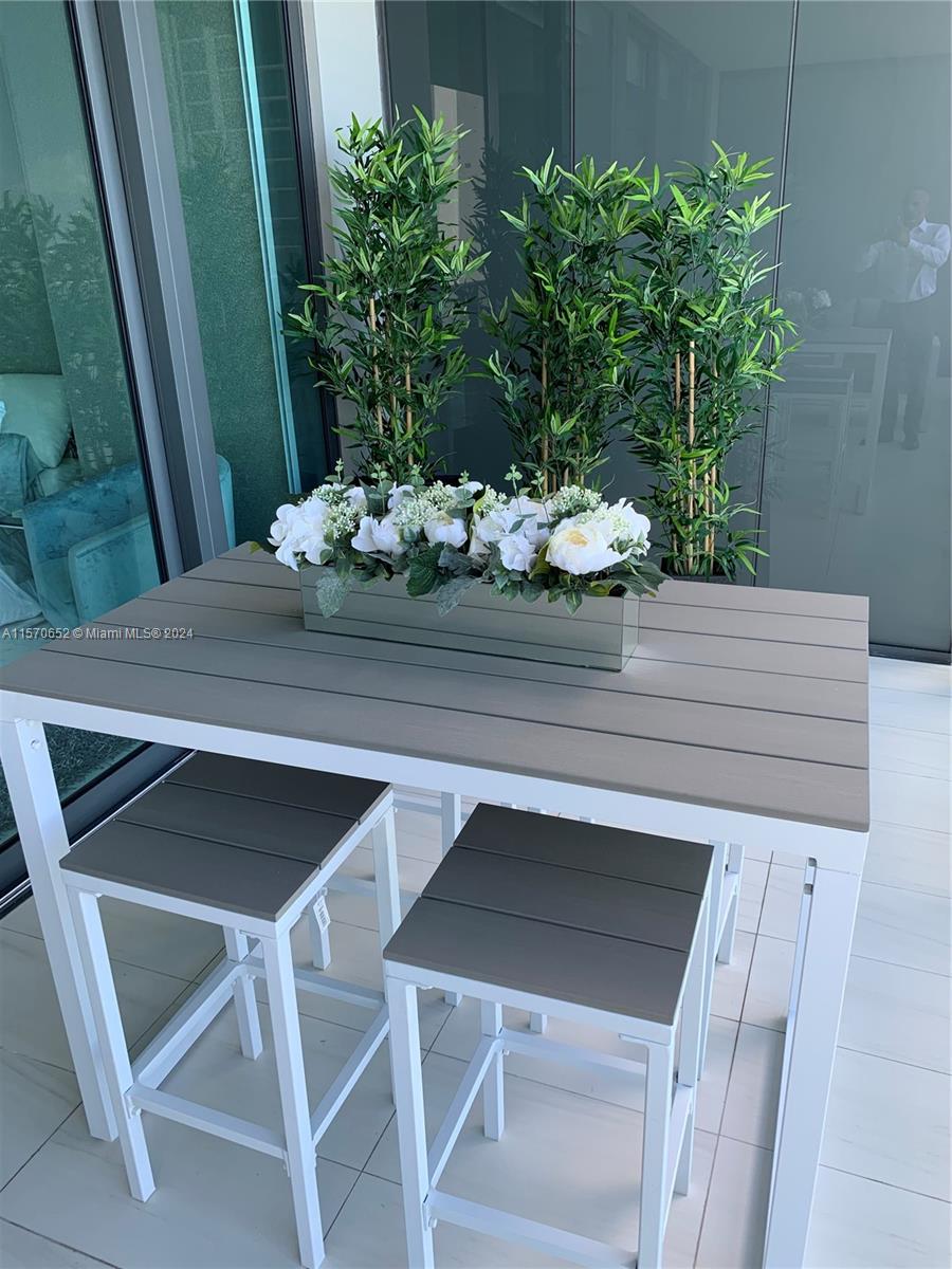 480 NE 31st St 1103, Miami, Florida 33137, 2 Bedrooms Bedrooms, ,3 BathroomsBathrooms,Residentiallease,For Rent,480 NE 31st St 1103,A11570652