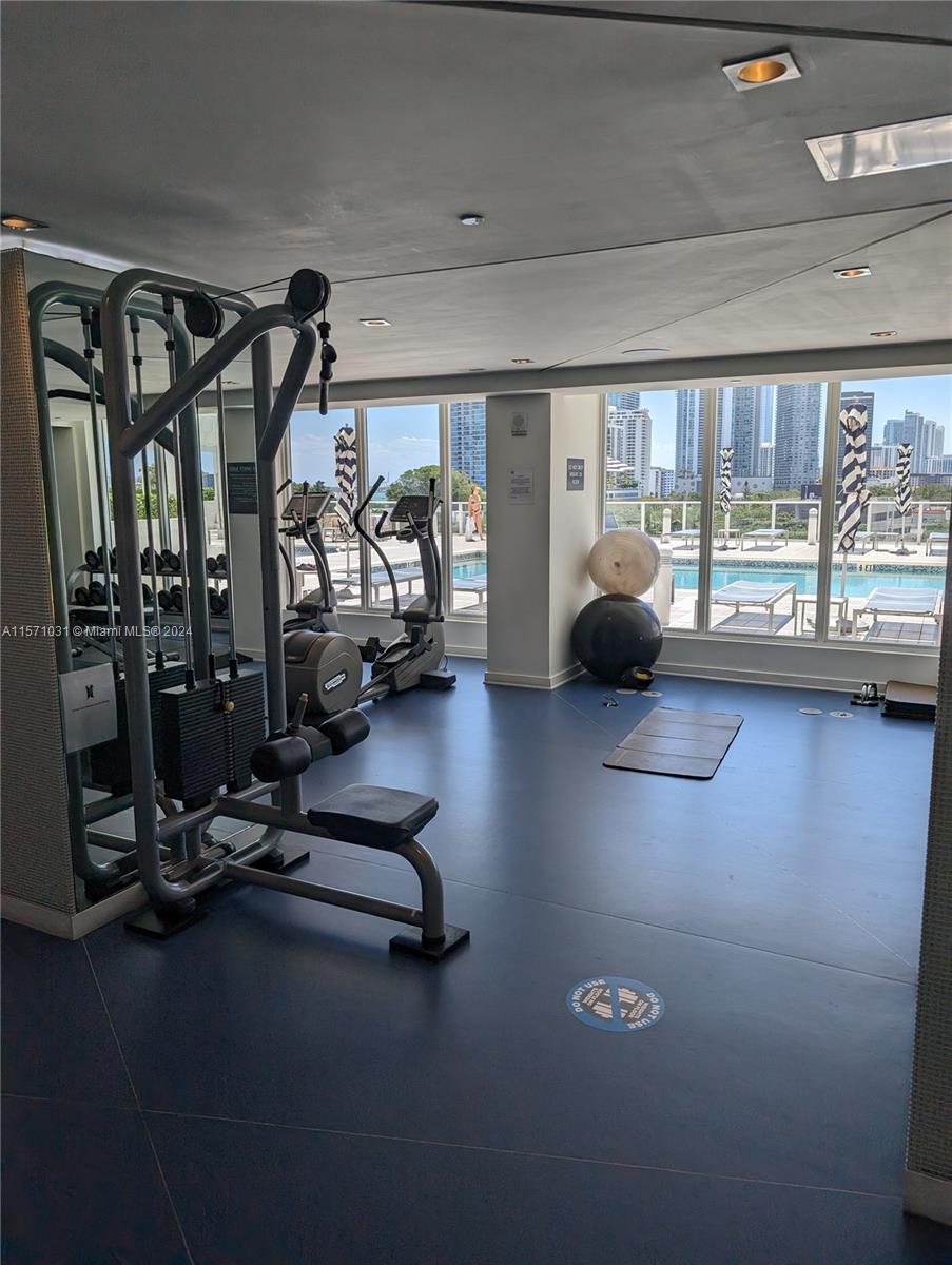 4250 Biscayne Blvd 805, Miami, Florida 33137, 1 Bedroom Bedrooms, ,1 BathroomBathrooms,Residentiallease,For Rent,4250 Biscayne Blvd 805,A11571031