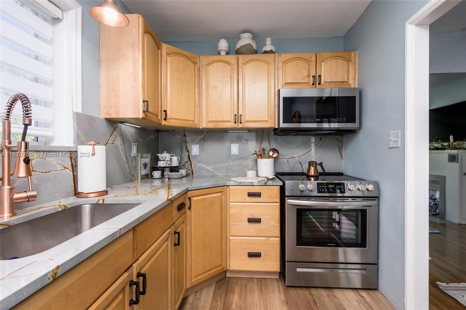 1648 Rodman St, Hollywood, Florida 33020, 2 Bedrooms Bedrooms, ,2 BathroomsBathrooms,Residential,For Sale,1648 Rodman St,A11570769