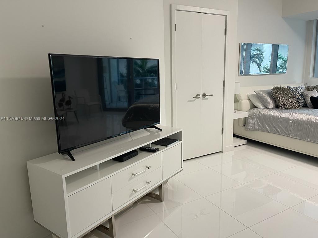 851 NE 1st Ave 200, Miami, Florida 33132, ,Residentiallease,For Rent,851 NE 1st Ave 200,A11570946