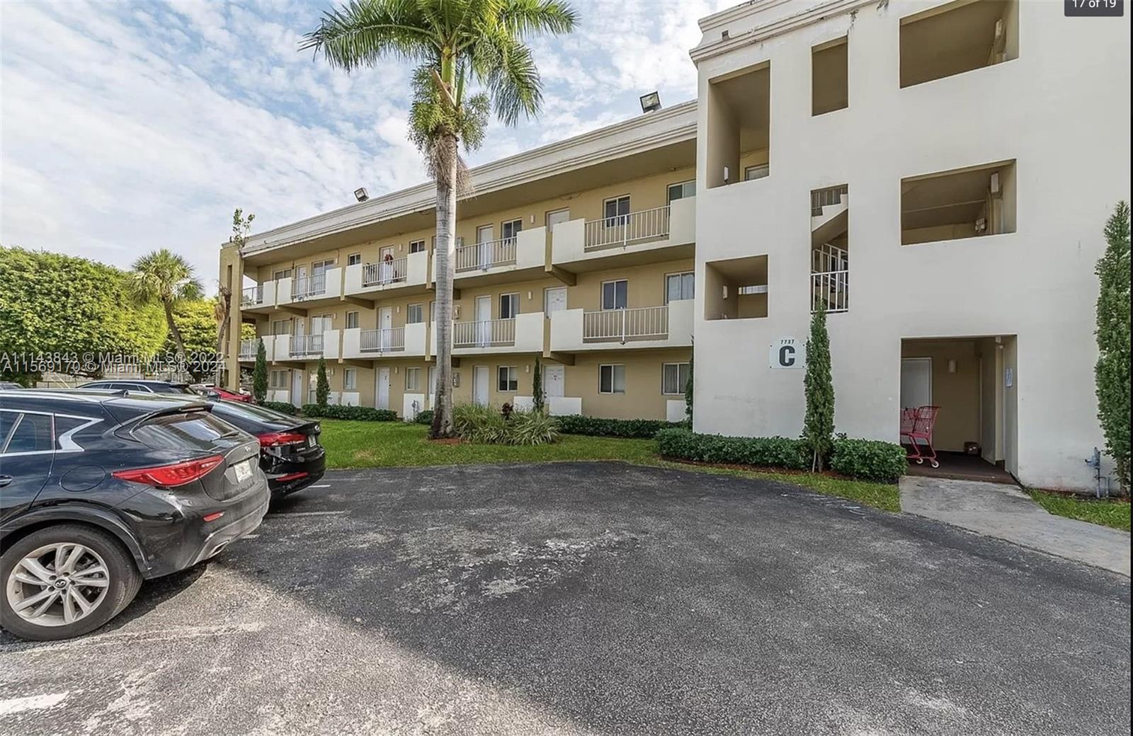 7737 N Kendall Dr C312, Miami, Florida 33156, 2 Bedrooms Bedrooms, ,1 BathroomBathrooms,Residentiallease,For Rent,7737 N Kendall Dr C312,A11569170