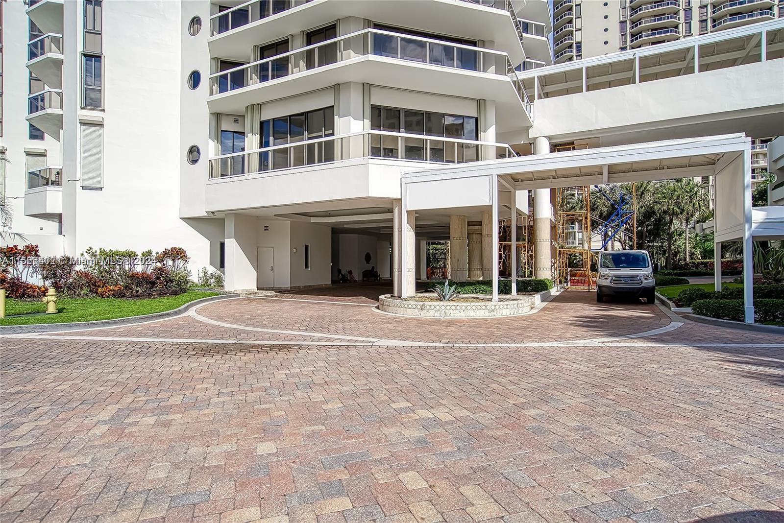 20185 E Country Club Dr 1209, Aventura, Florida 33180, 2 Bedrooms Bedrooms, ,2 BathroomsBathrooms,Residentiallease,For Rent,20185 E Country Club Dr 1209,A11566402