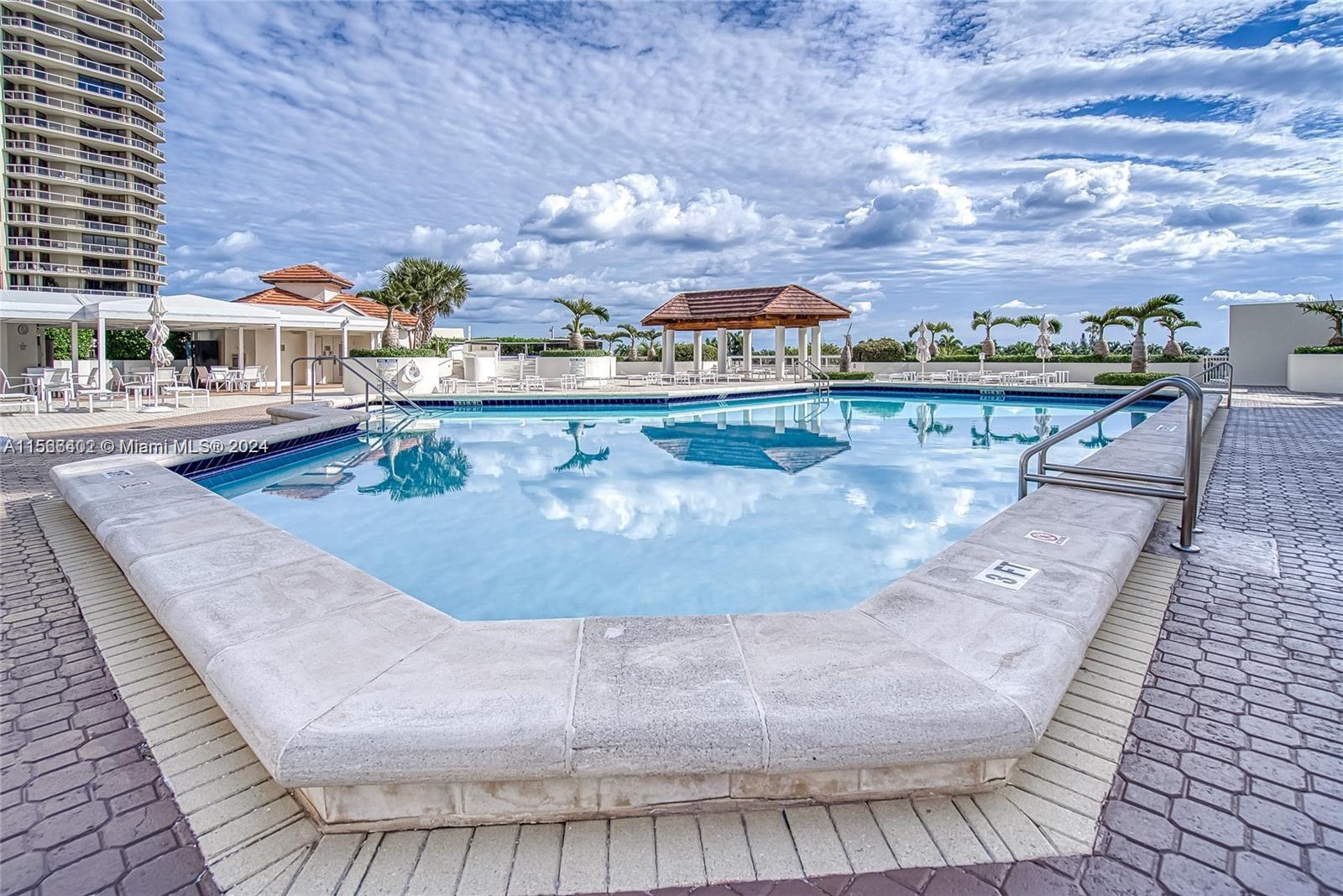 20185 E Country Club Dr 1209, Aventura, Florida 33180, 2 Bedrooms Bedrooms, ,2 BathroomsBathrooms,Residentiallease,For Rent,20185 E Country Club Dr 1209,A11566402