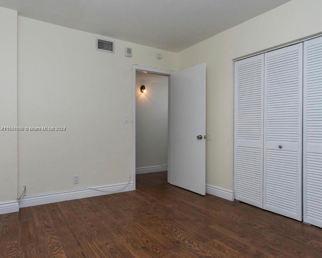 121 Golden Isles Dr 307, Hallandale Beach, Florida 33009, 3 Bedrooms Bedrooms, ,2 BathroomsBathrooms,Residential,For Sale,121 Golden Isles Dr 307,A11571090