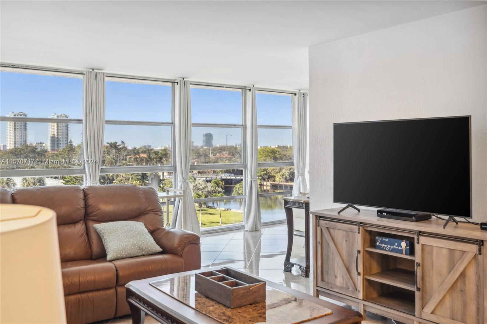 2001 Atlantic Shores Blvd 520, Hallandale Beach, Florida 33009, 2 Bedrooms Bedrooms, ,2 BathroomsBathrooms,Residential,For Sale,2001 Atlantic Shores Blvd 520,A11570717