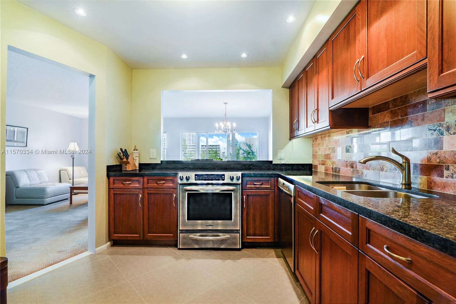 300 Diplomat Pkwy 608, Hallandale Beach, Florida 33009, 1 Bedroom Bedrooms, ,1 BathroomBathrooms,Residential,For Sale,300 Diplomat Pkwy 608,A11570334