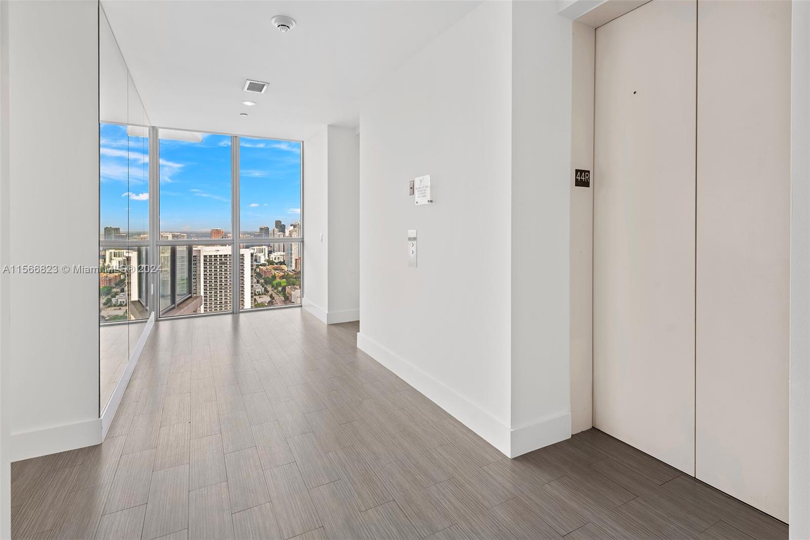 1100 Biscayne Blvd 4308, Miami, Florida 33132, 2 Bedrooms Bedrooms, ,2 BathroomsBathrooms,Residentiallease,For Rent,1100 Biscayne Blvd 4308,A11566823