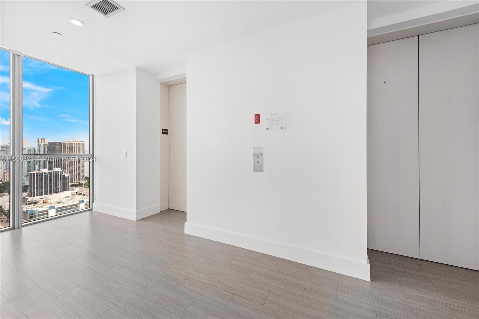 1100 Biscayne Blvd 4308, Miami, Florida 33132, 2 Bedrooms Bedrooms, ,2 BathroomsBathrooms,Residentiallease,For Rent,1100 Biscayne Blvd 4308,A11566823