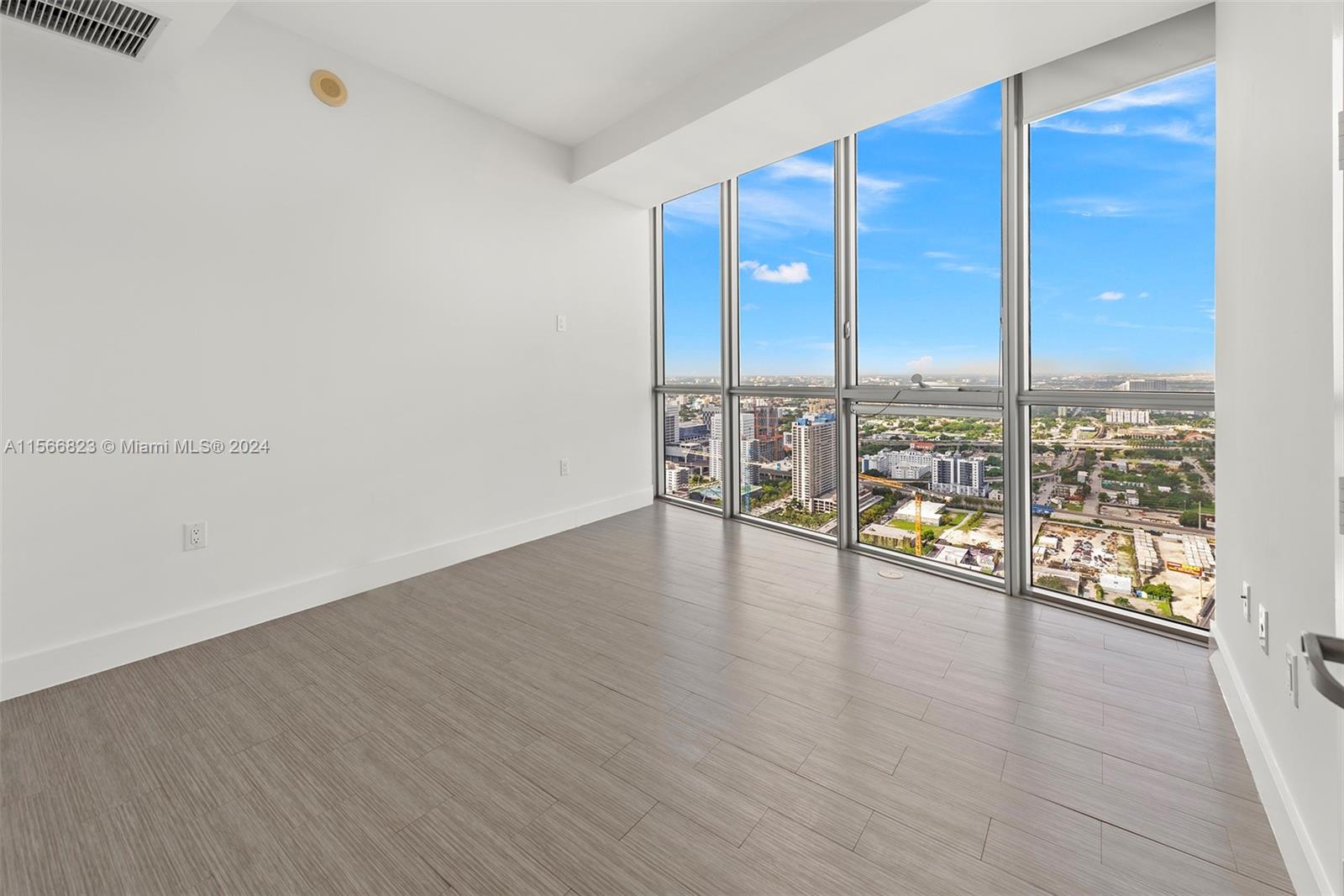 1100 Biscayne Blvd 4308, Miami, Florida 33132, 2 Bedrooms Bedrooms, ,2 BathroomsBathrooms,Residentiallease,For Rent,1100 Biscayne Blvd 4308,A11566823