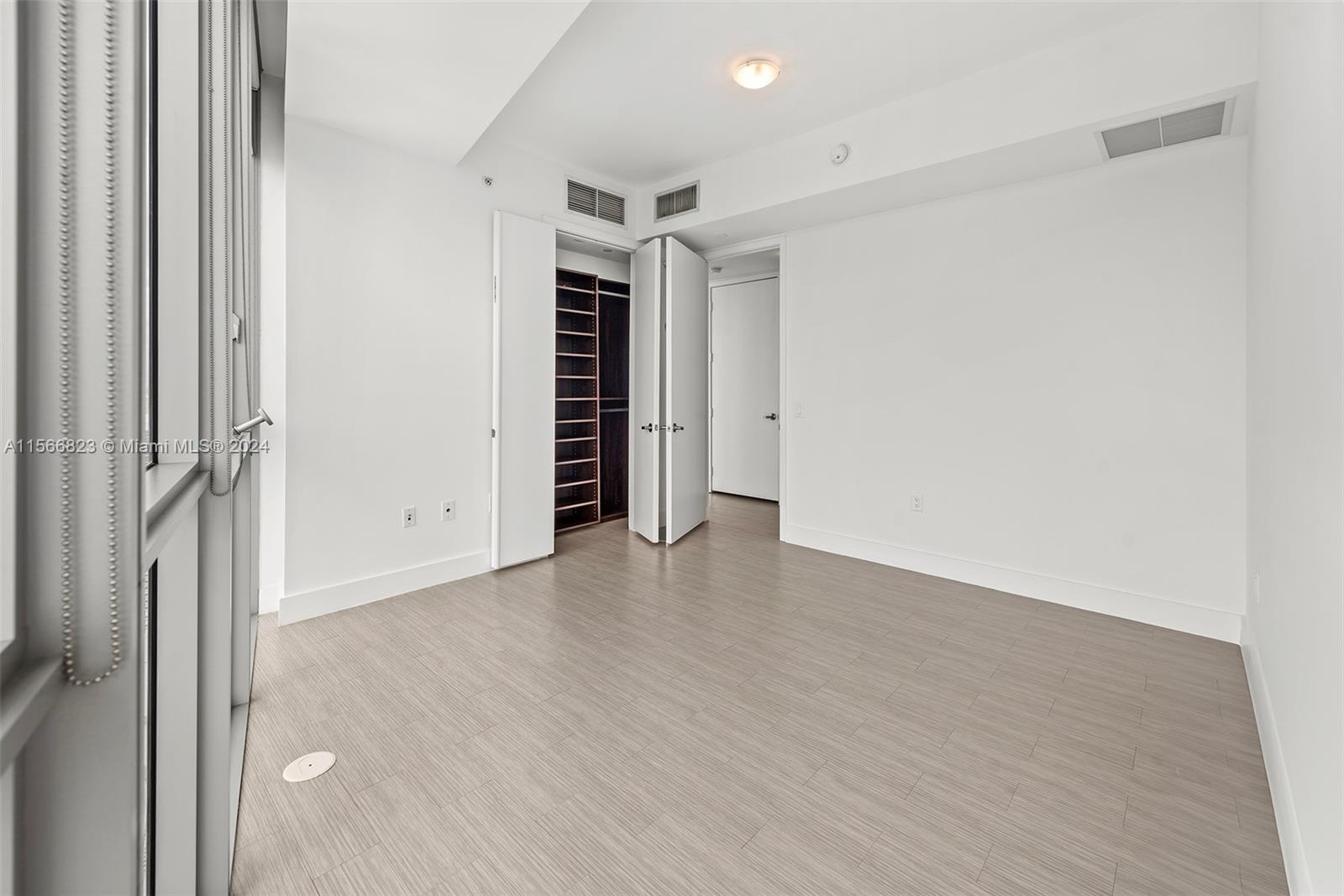 1100 Biscayne Blvd 4308, Miami, Florida 33132, 2 Bedrooms Bedrooms, ,2 BathroomsBathrooms,Residentiallease,For Rent,1100 Biscayne Blvd 4308,A11566823