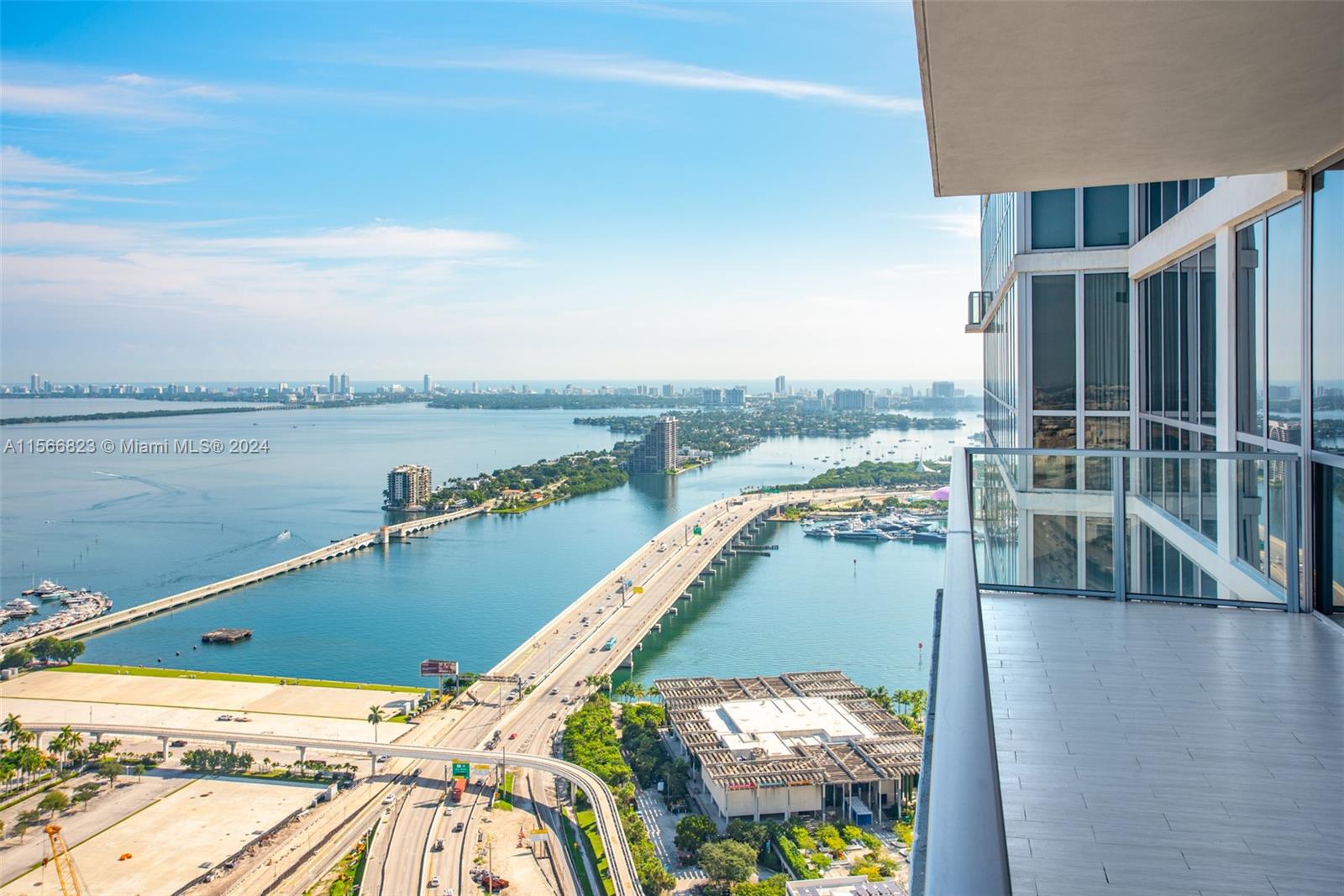 1100 Biscayne Blvd 4308, Miami, Florida 33132, 2 Bedrooms Bedrooms, ,2 BathroomsBathrooms,Residentiallease,For Rent,1100 Biscayne Blvd 4308,A11566823