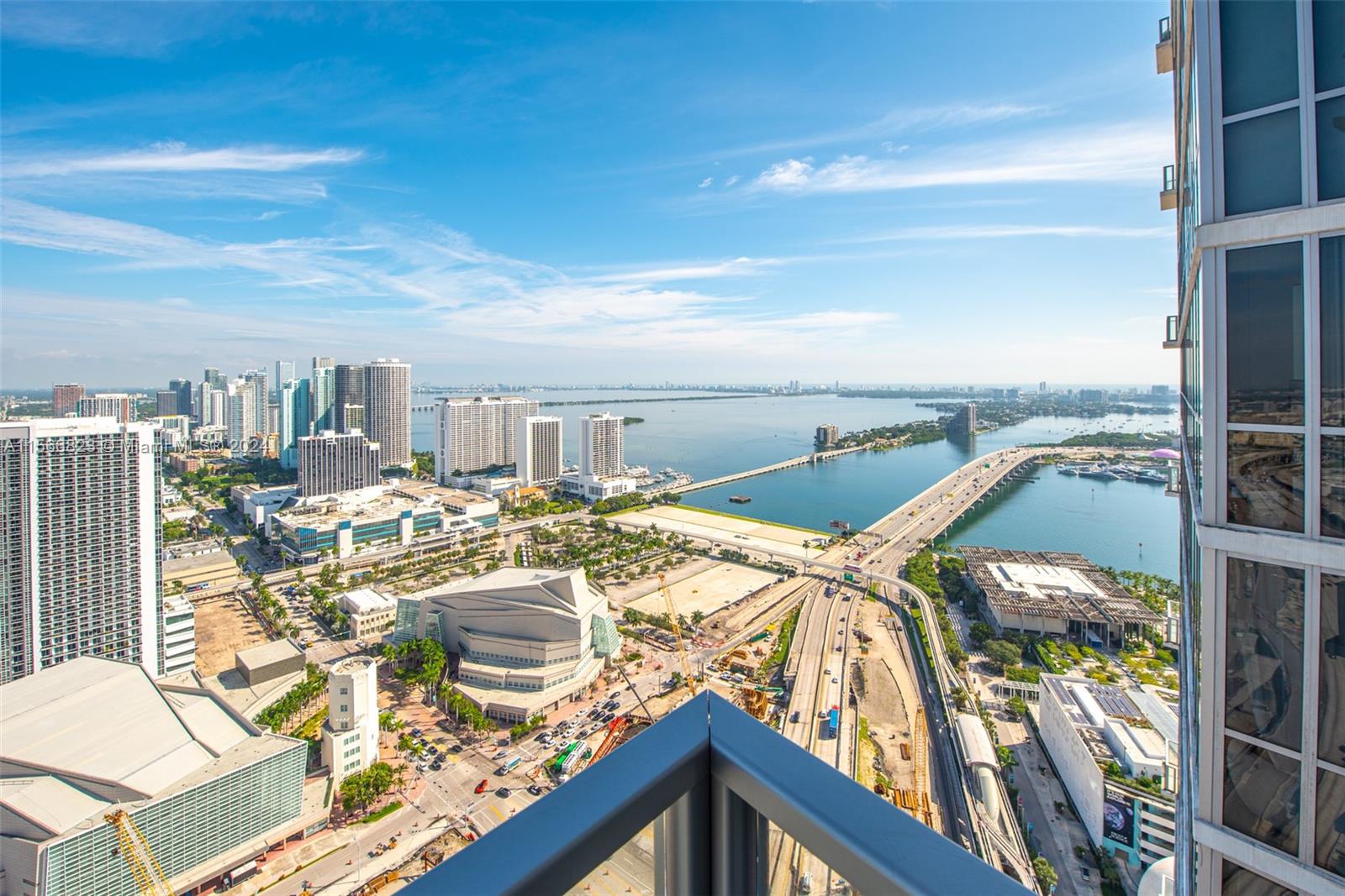 1100 Biscayne Blvd 4308, Miami, Florida 33132, 2 Bedrooms Bedrooms, ,2 BathroomsBathrooms,Residentiallease,For Rent,1100 Biscayne Blvd 4308,A11566823