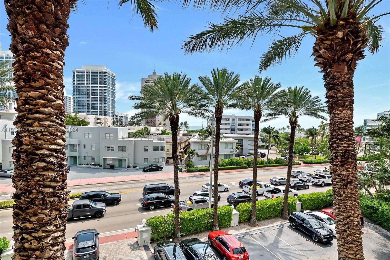 6770 Indian Creek Dr 4D, Miami Beach, Florida 33141, 2 Bedrooms Bedrooms, ,2 BathroomsBathrooms,Residential,For Sale,6770 Indian Creek Dr 4D,A11569977