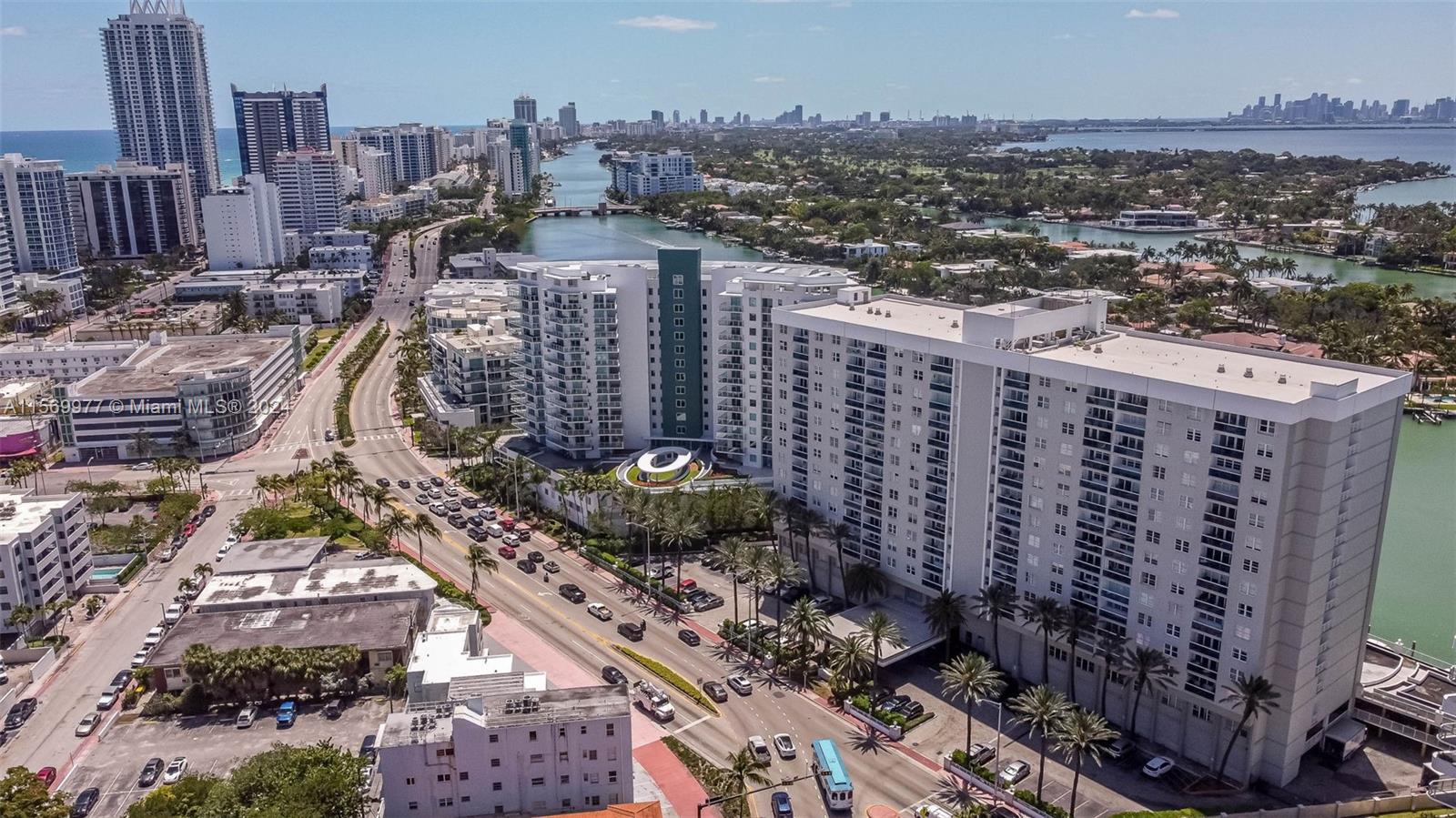 6770 Indian Creek Dr 4D, Miami Beach, Florida 33141, 2 Bedrooms Bedrooms, ,2 BathroomsBathrooms,Residential,For Sale,6770 Indian Creek Dr 4D,A11569977