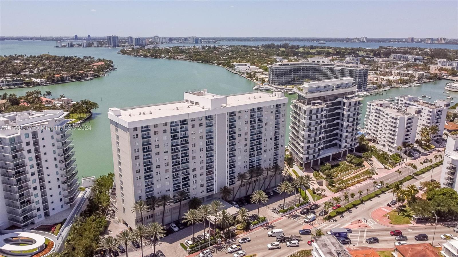 6770 Indian Creek Dr 4D, Miami Beach, Florida 33141, 2 Bedrooms Bedrooms, ,2 BathroomsBathrooms,Residential,For Sale,6770 Indian Creek Dr 4D,A11569977