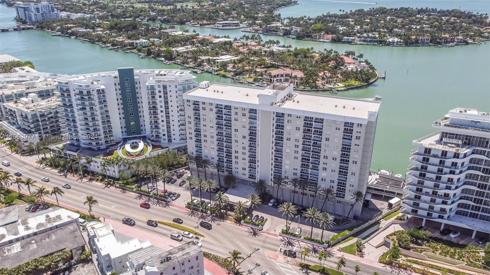 6770 Indian Creek Dr 4D, Miami Beach, Florida 33141, 2 Bedrooms Bedrooms, ,2 BathroomsBathrooms,Residential,For Sale,6770 Indian Creek Dr 4D,A11569977